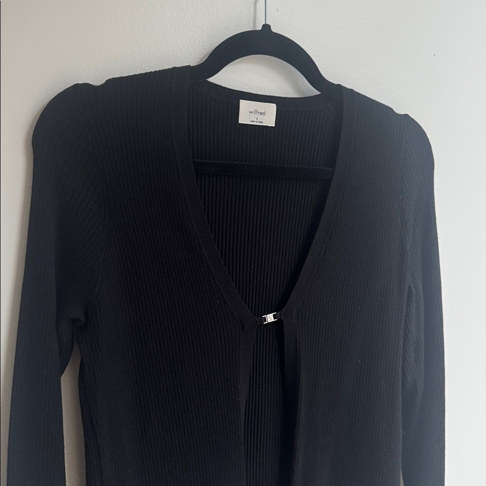 Aritzia Black Top - image 4